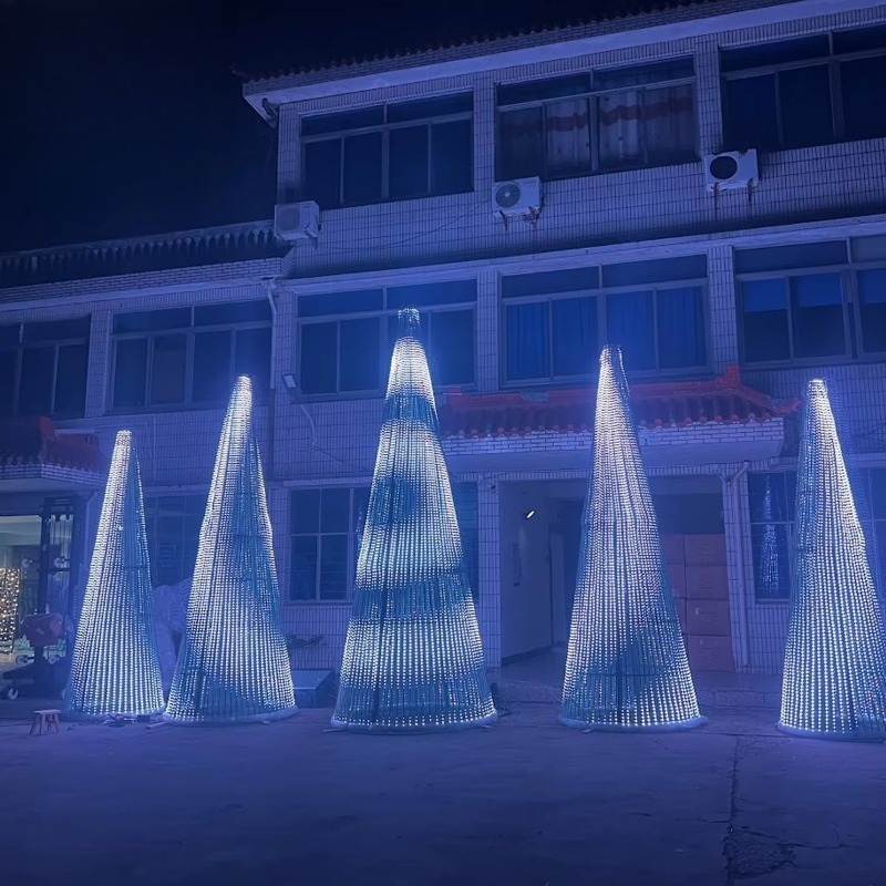Light Emitting Diode Christmas - огляд і ціна Outdoor Lighting Tree